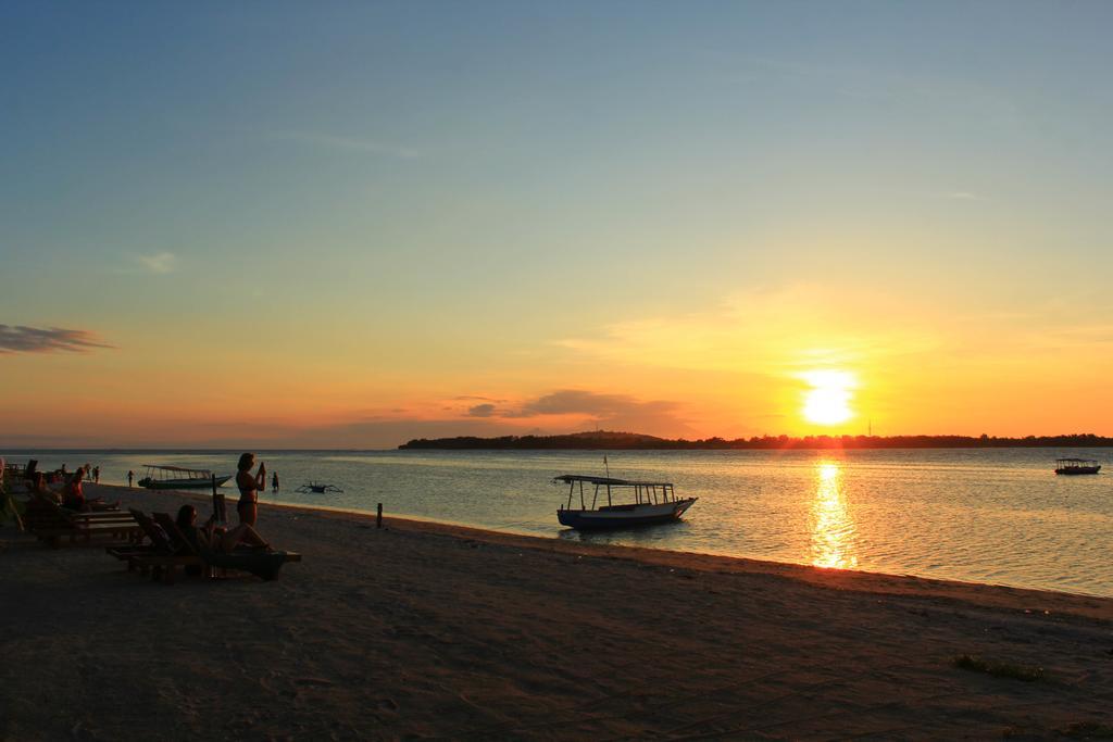 Salili Bungalow Gili Air Exterior photo