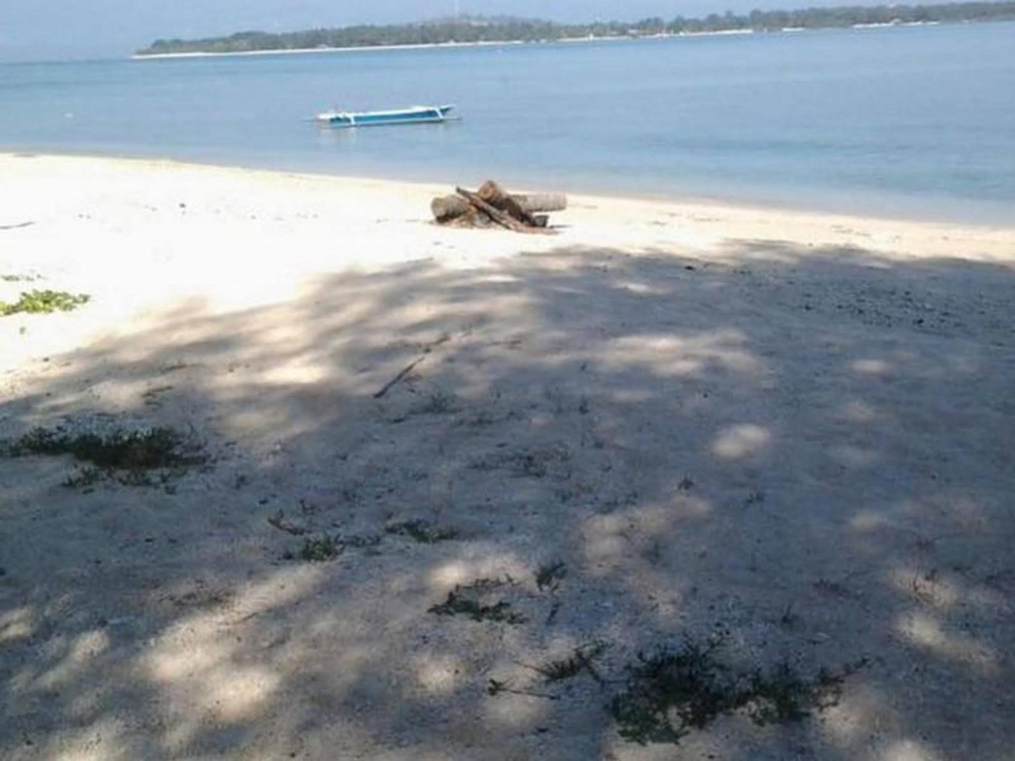 Salili Bungalow Gili Air Exterior photo