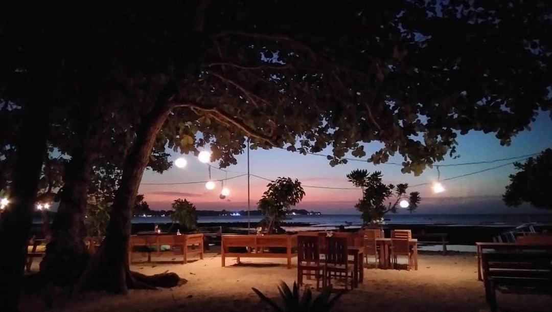 Salili Bungalow Gili Air Exterior photo