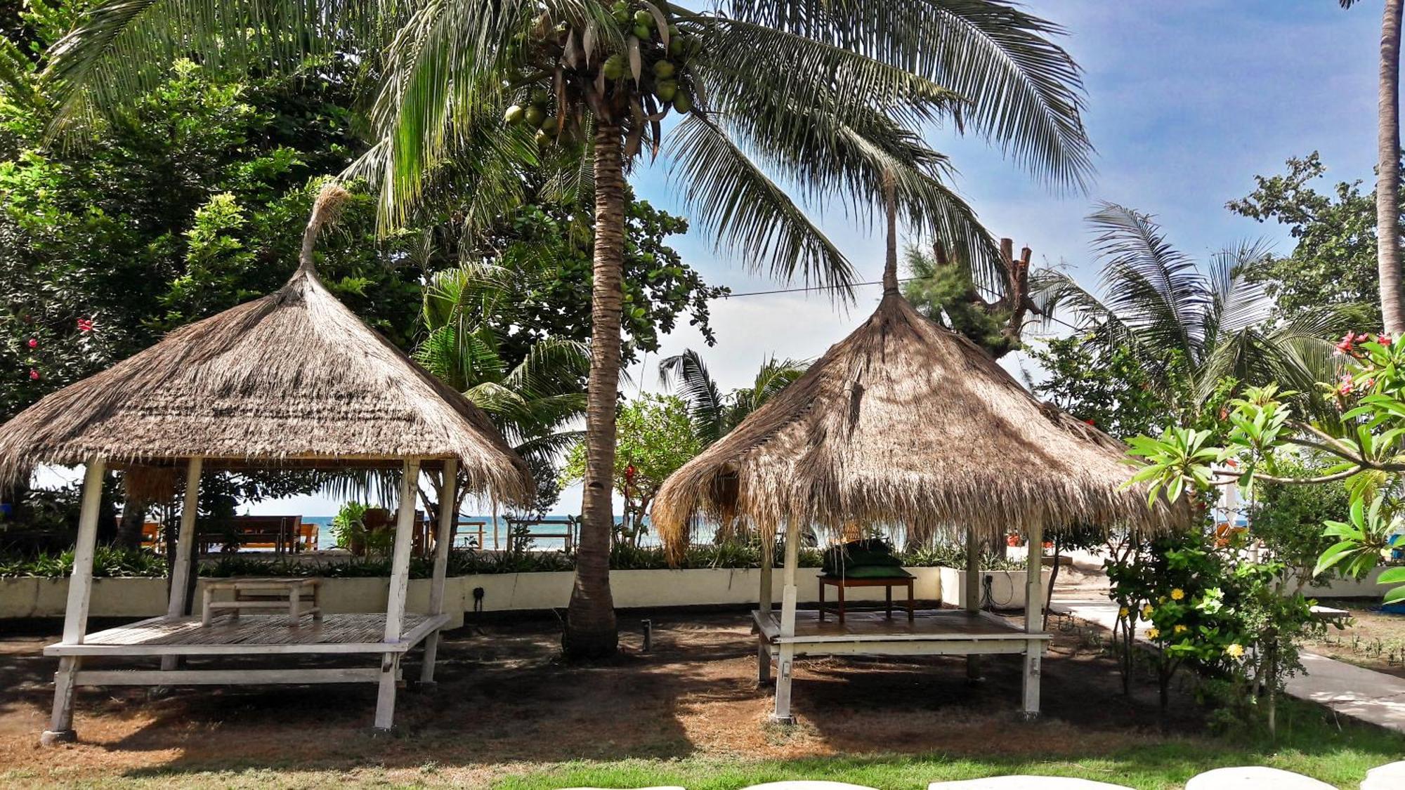 Salili Bungalow Gili Air Exterior photo